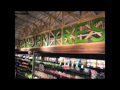 Grocery Store «Strack & VanTil Food Market», reviews and photos, 2168 W US Hwy 30, Valparaiso, IN 46385, USA