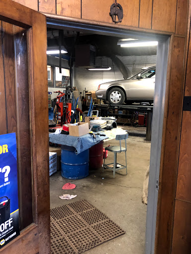 Auto Repair Shop «Park Ridge Auto Repair and Service, Inc.», reviews and photos, 316 Higgins Rd, Park Ridge, IL 60068, USA