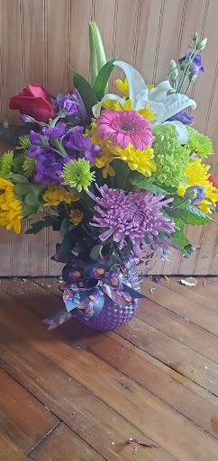Florist «ROSE PETALS FLORIST», reviews and photos, 343 S 2nd St, Little Falls, NY 13365, USA