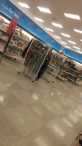 Office Supply Store «Staples», reviews and photos, 6767 S Vine St, Centennial, CO 80122, USA