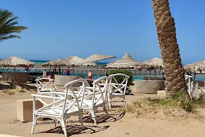 Zeytouna Beach Bar & Restaurant image