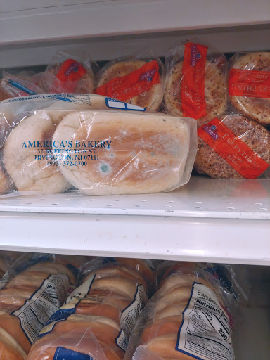 Grocery Store «Supreme Shop n Bag», reviews and photos, 4301 Walnut St, Philadelphia, PA 19104, USA