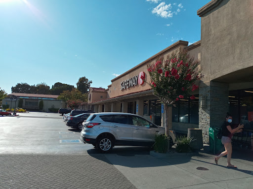 Grocery Store «Safeway», reviews and photos, 50 Solano Square, Benicia, CA 94510, USA
