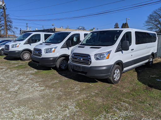 Used Car Dealer «Monarch Auto Sales», reviews and photos, 4519 W Market St #100, Greensboro, NC 27407, USA