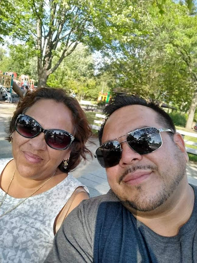 Ford Dealer «Arlington Heights Ford», reviews and photos, 801 W Dundee Rd, Arlington Heights, IL 60004, USA