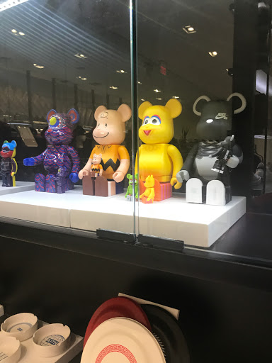 Clothing Store «Kith Brooklyn», reviews and photos, 233 Flatbush Ave, Brooklyn, NY 11217, USA