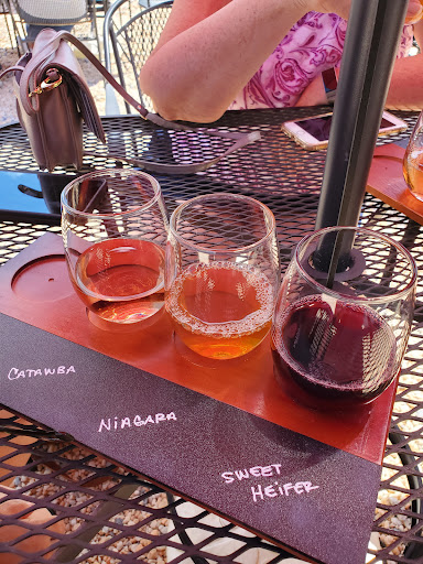 Winery «Red Heifer Winery», reviews and photos, 12840 Red Heifer Winery Lane, Smithsburg, MD 21783, USA