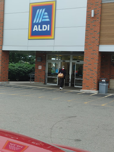 Supermarket «ALDI», reviews and photos, 6 Van Dyke Ave, New Brunswick, NJ 08901, USA