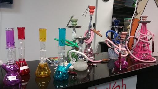 Vaporizer Store «Still Smokin Smoke Shop & Vape Bar», reviews and photos, 6359 Westheimer Rd, Houston, TX 77057, USA