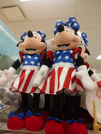 Department Store «Marshalls & HomeGoods», reviews and photos, 701 NJ-440, Jersey City, NJ 07304, USA