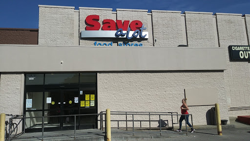 Grocery Store «Save-A-Lot», reviews and photos, 1616 Madison Ave, Covington, KY 41011, USA