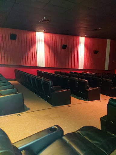 Movie Theater «Chakeres Cinema 10», reviews and photos, 3115 E National Rd, Springfield, OH 45505, USA