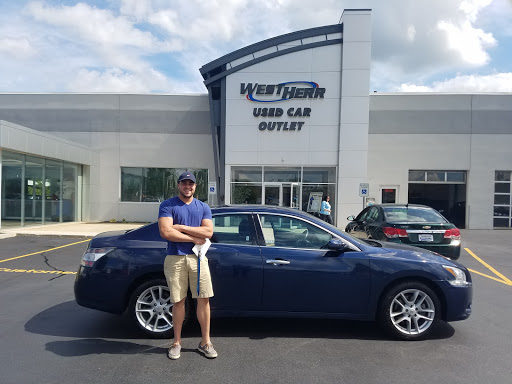 Used Car Dealer «West Herr Used Car Outlet», reviews and photos, 5535 Transit Rd, Williamsville, NY 14221, USA