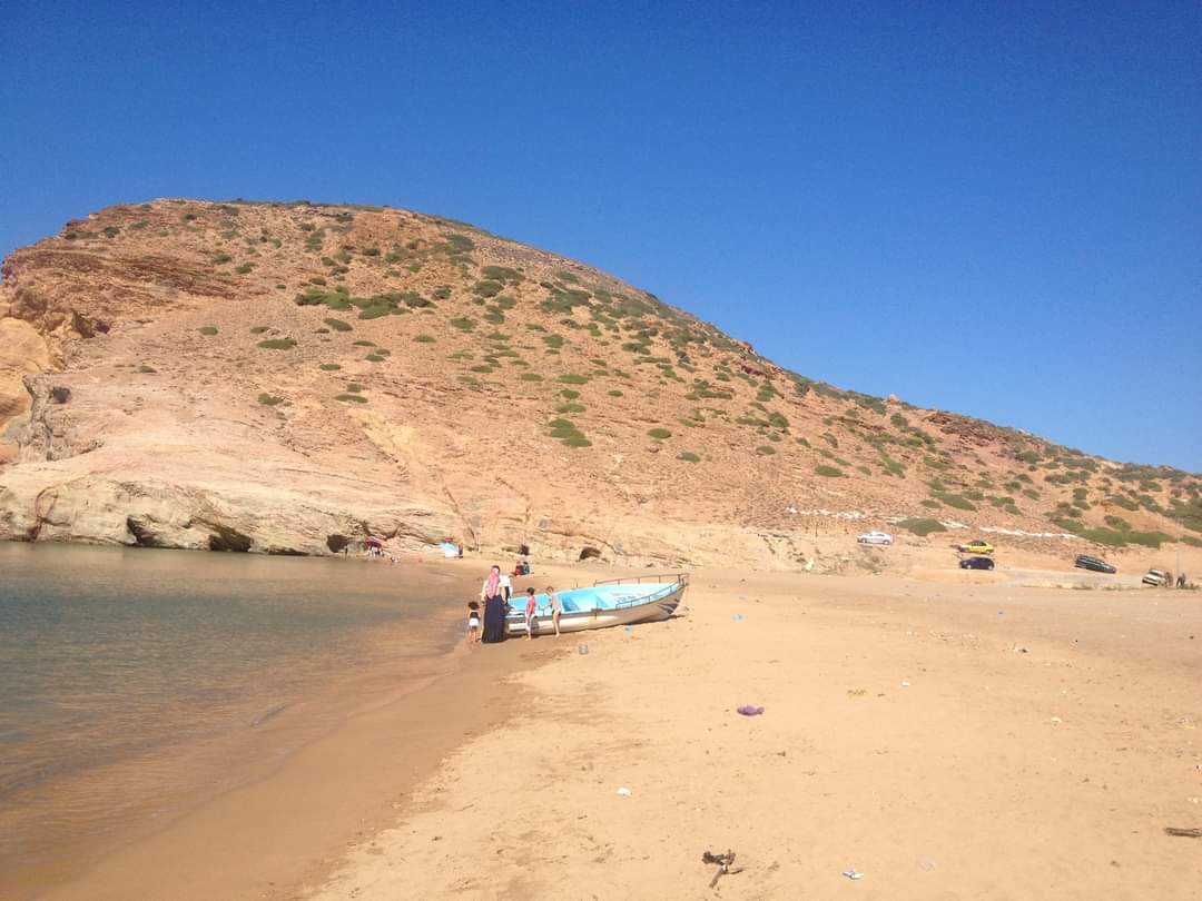 Fotografija Ourdania Plage in naselje