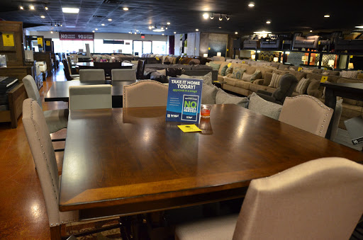 Furniture Wholesaler «Furniture Wholesale Plus», reviews and photos, 3870 Dickerson Pike, Nashville, TN 37207, USA
