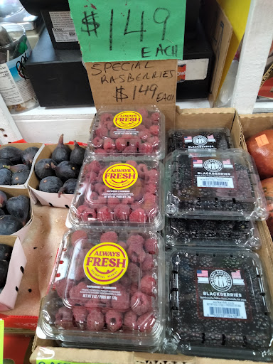 Produce Market «Sun Valley Farms Market», reviews and photos, 2380 NE Coachman Rd, Clearwater, FL 33765, USA