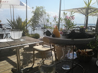 Atmosphère du Restaurant de fruits de mer Chez Guillaume Degustation d'huitres à Lège-Cap-Ferret - n°20