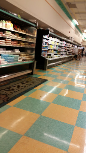 Grocery Store «Supreme Shop n Bag», reviews and photos, 4301 Walnut St, Philadelphia, PA 19104, USA