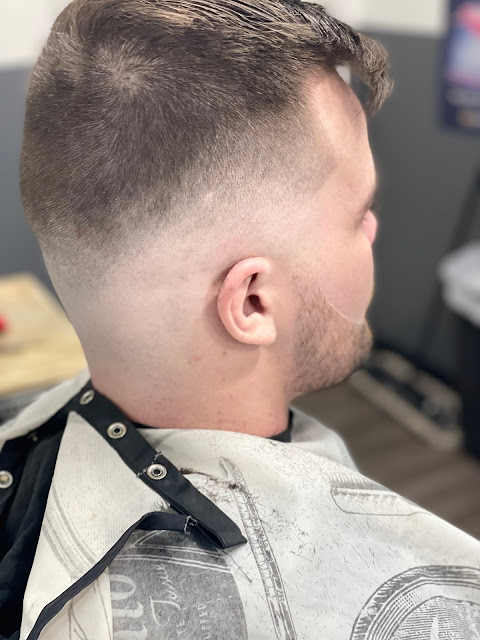 LegendaryPZ Cutz Barbershop