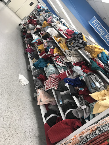 Clothing Store «Ross Dress for Less», reviews and photos, 8888 Waltham Woods Rd, Parkville, MD 21234, USA