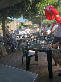 Atmosphère du XL Café Restaurant à Rochefort-du-Gard - n°10