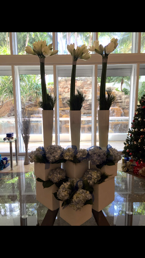 Florist «Aventura Florist», reviews and photos, 20445 Biscayne Blvd, Aventura, FL 33180, USA