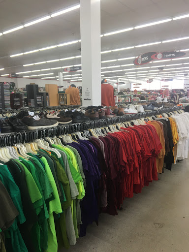 Thrift Store «Value World», reviews and photos, 11900 Detroit Ave, Lakewood, OH 44107, USA