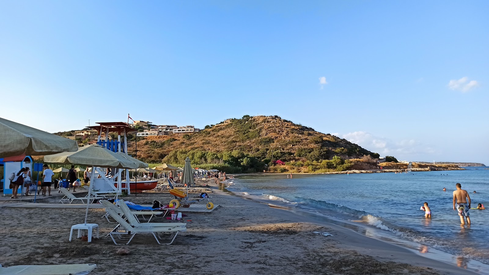 Foto de Playa de Almyros y el asentamiento