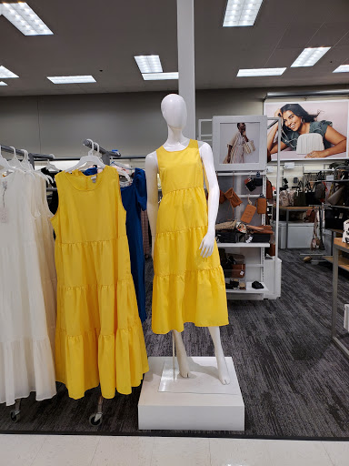 Department Store «Target», reviews and photos, 197 Gravois Bluffs Plaza Dr, Fenton, MO 63026, USA