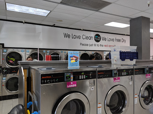 Laundromat «Love Laundry West Sacramento», reviews and photos, 2907 W Capitol Ave, West Sacramento, CA 95691, USA