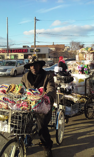 Shopping Mall «Washington Square Mall.», reviews and photos, 4849 W North Ave, Chicago, IL 60639, USA