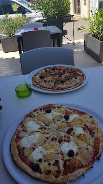 Plats et boissons du Pizzeria Tutti Pizza Blagnac - n°9