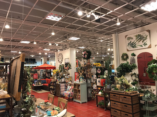 Home Goods Store «Pier 1 Imports», reviews and photos, 1130 5th St, Miami Beach, FL 33139, USA
