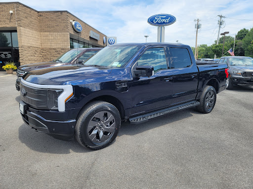 Ford Dealer «Romano Ford», reviews and photos, 5431 N Burdick St, Fayetteville, NY 13066, USA