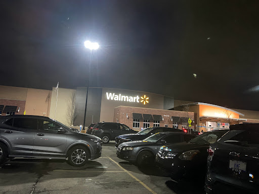 Department Store «Walmart Supercenter», reviews and photos, 2001 W Maple Rd, Troy, MI 48084, USA