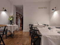 Atmosphère du Restaurant français Restaurant MONTÉE à Paris - n°1