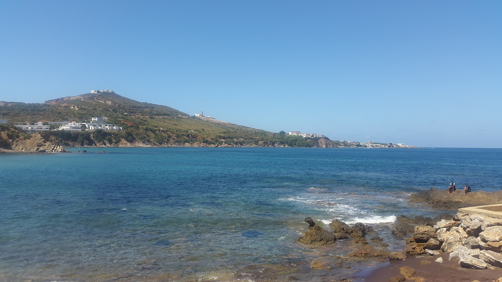 alshaty alskryLa Plage Militaire'in fotoğrafı birden fazla geniş koy ile birlikte