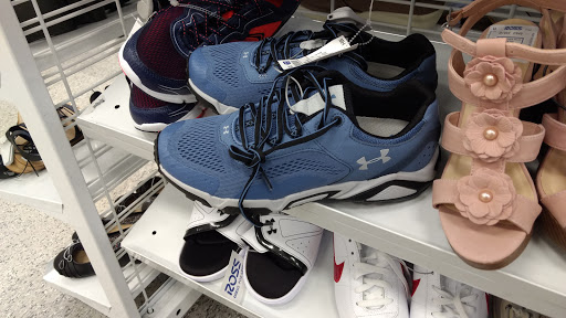 Clothing Store «Ross Dress for Less», reviews and photos, 3201 Eastway Dr, Charlotte, NC 28205, USA
