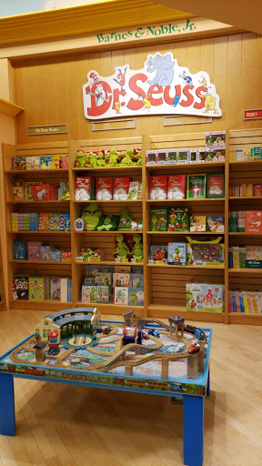 Book Store «Barnes & Noble», reviews and photos, 620 Marketplace Dr, Bel Air, MD 21014, USA