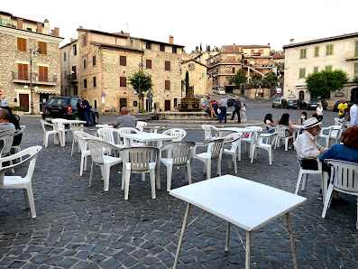 Pizzeria Delizie Anticolane Piazza delle Ville, 9, 00022 Anticoli Corrado RM, Italia