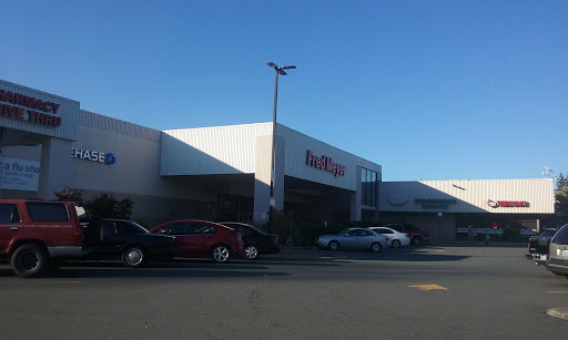 Grocery Store «Fred Meyer», reviews and photos, 8530 Evergreen Way, Everett, WA 98208, USA