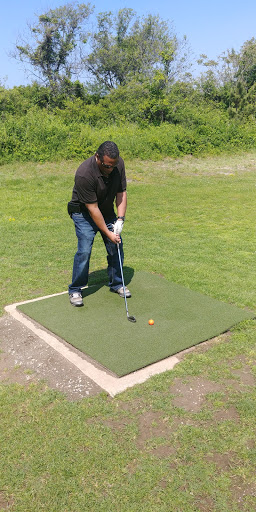 Golf Course «Riis Park Golf Course», reviews and photos, 155th St, Rockaway Park, NY 11694, USA