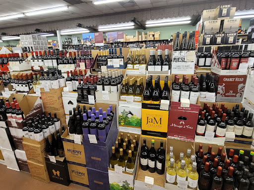 Wine Store «B-21 Fine Wine & Spirits», reviews and photos, 43380 US Hwy 19 N, Tarpon Springs, FL 34689, USA