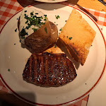 Photo n°1 de l'avis de Melanie.a fait le 01/04/2023 à 18:03 sur le  BLOCK HOUSE Düsseldorf am Haupbahnhof à Düsseldorf