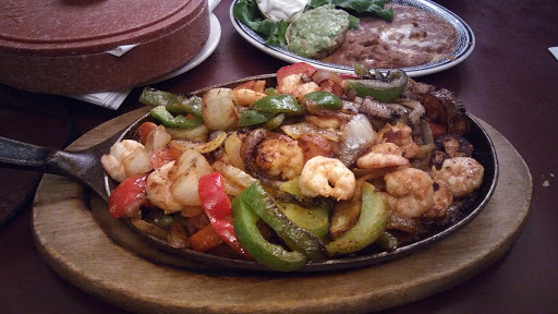 Shopping Mall «La Sierra Plaza Shopping Center», reviews and photos, La Sierra Ave, Riverside, CA 92505, USA