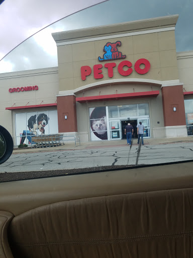 Pet Supply Store «Petco Animal Supplies», reviews and photos, 993 Branson Hills Pkwy, Branson, MO 65616, USA