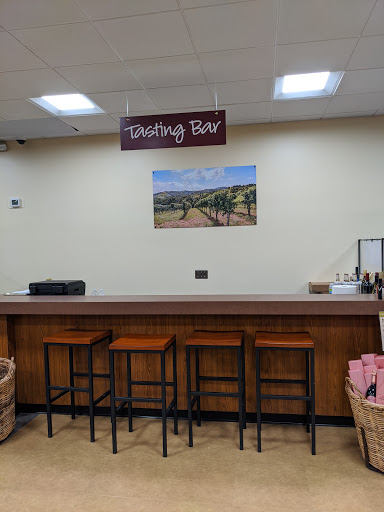 Wine Store «Wine & Spirits Stores», reviews and photos, 521 Beaver St, Sewickley, PA 15143, USA