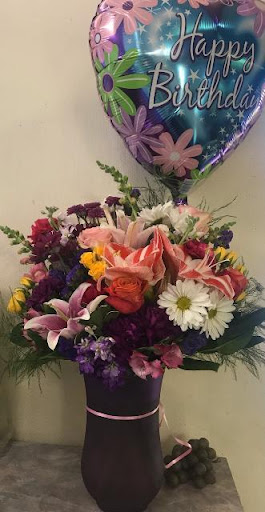 Florist «Expressions Flowers And Gifts», reviews and photos, 420 Merchants Rd, Rochester, NY 14609, USA