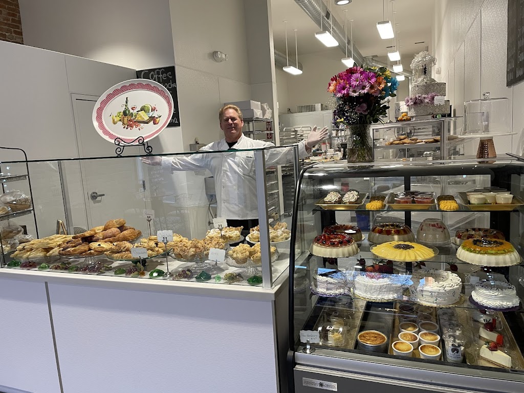 Gregorio and Tía's Cucina 95695