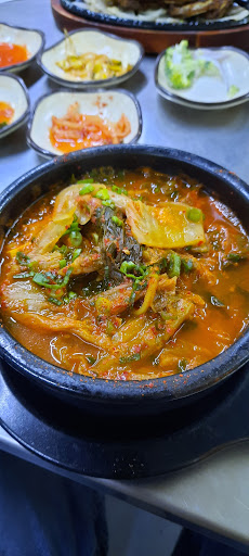 Restaurant «Chas Market & Kitchen», reviews and photos, 1431 N Pine St, San Antonio, TX 78208, USA